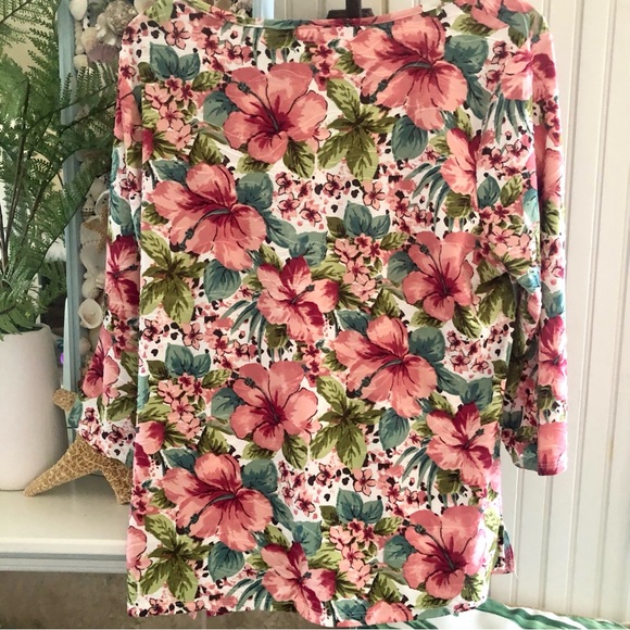 NWT! Hawaiian Hibiscus Print Top Large - Picture 4 of 8